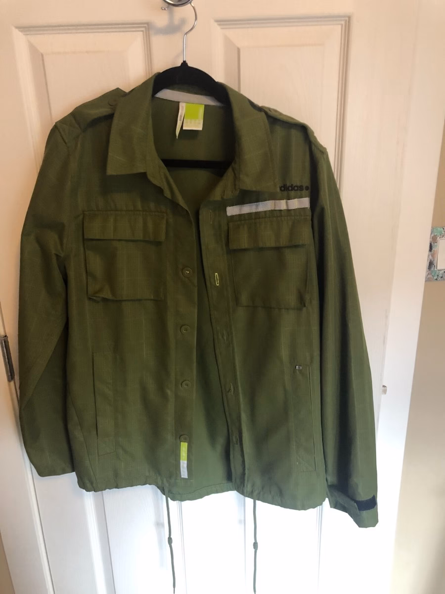 Does Adidas offer a military discount?