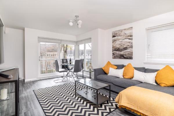 Why should I choose Aberdeen apartments?