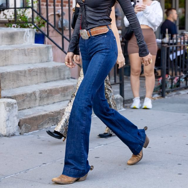 How do I choose the best bootcut jeans?