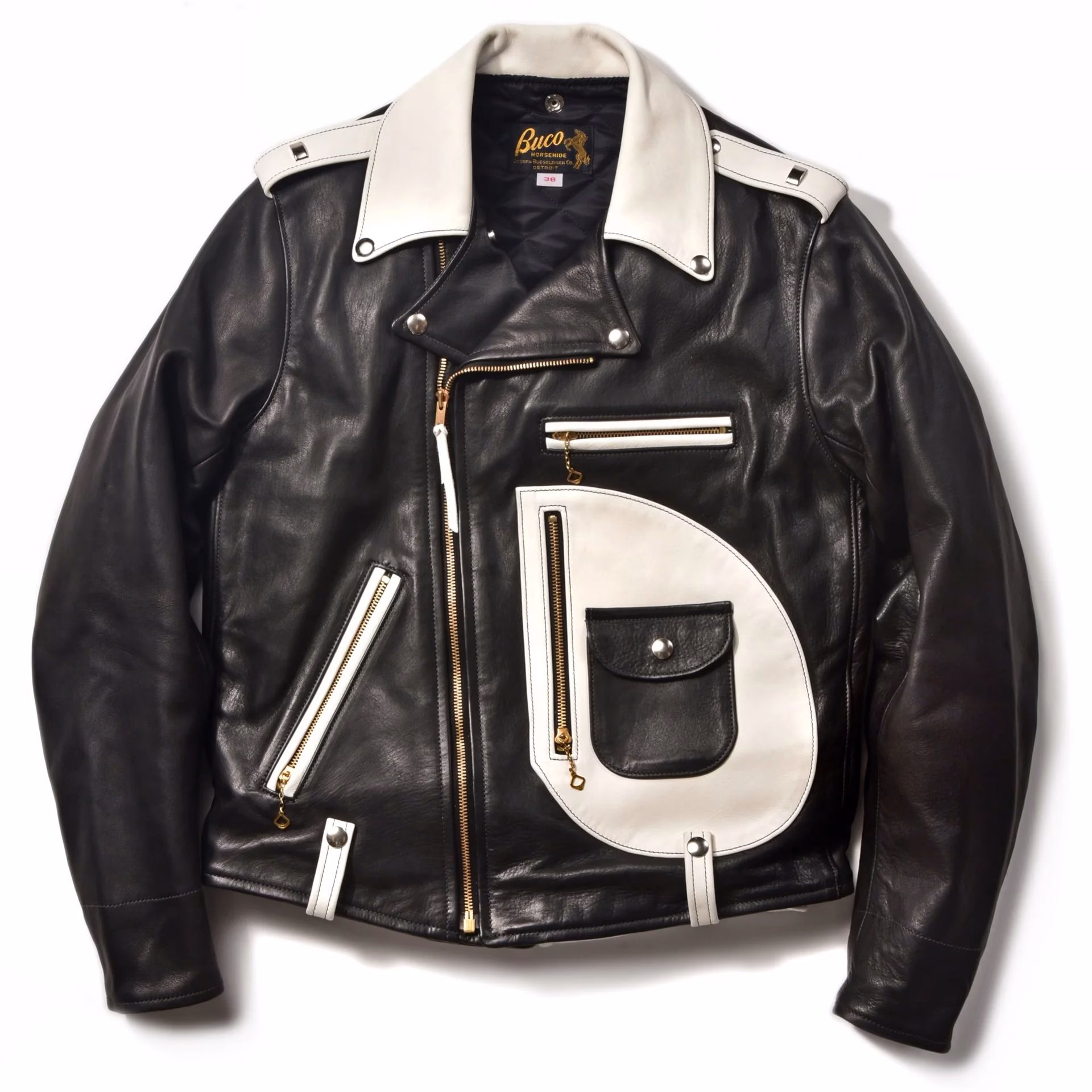 Can you put baking soda on a leather jacket?