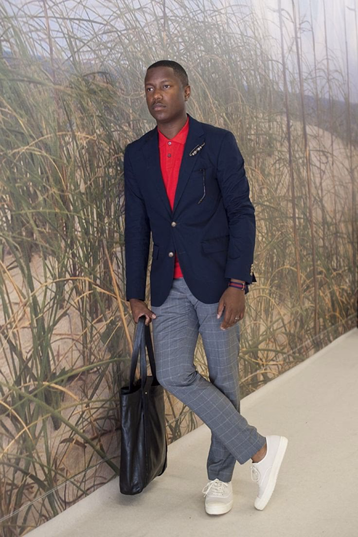 What color pants go with a polo?