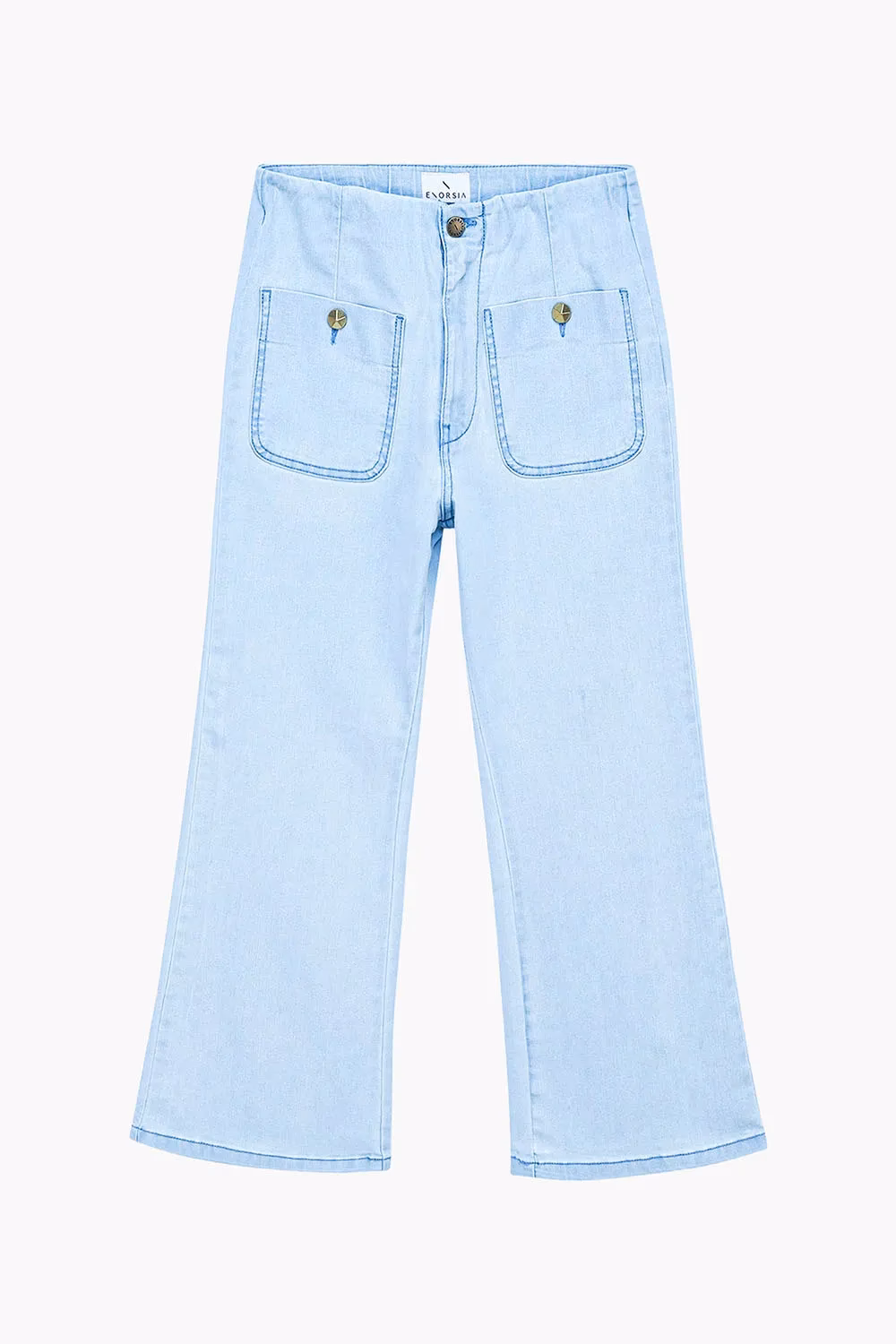 What can be worn with flare jeans?