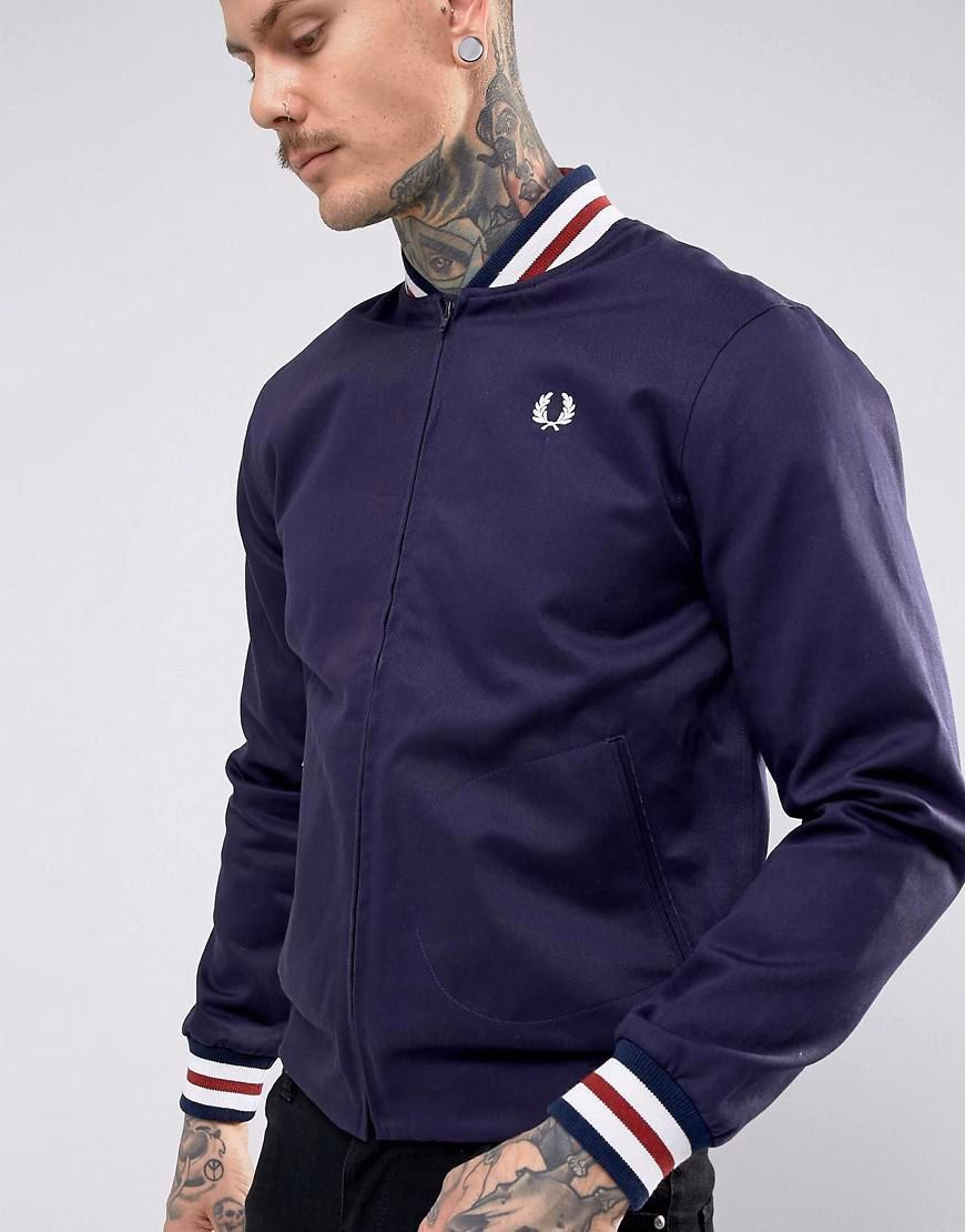 What size is a Fred Perry bomber jacket?