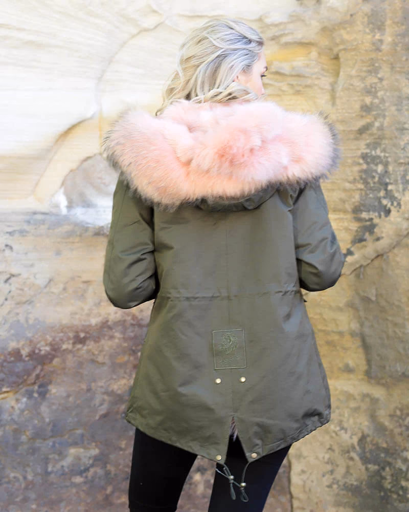What is a pomkin twill Parka?
