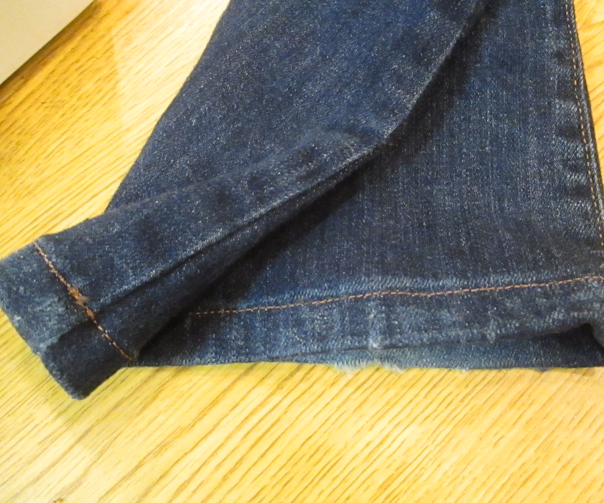 What is a distressed Hem?
