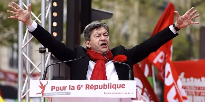 Will France introduce a 90% tax on €400,000 a year?