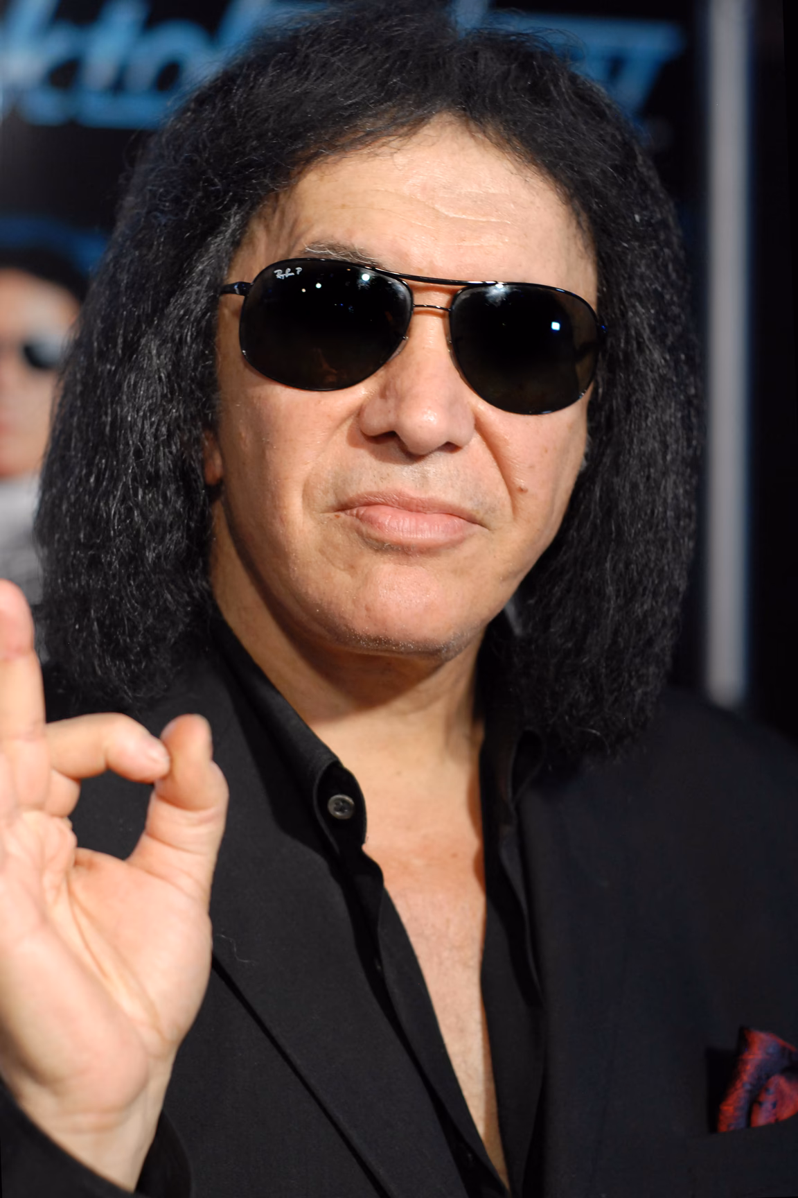 Will Simmons take kiss to Israel?
