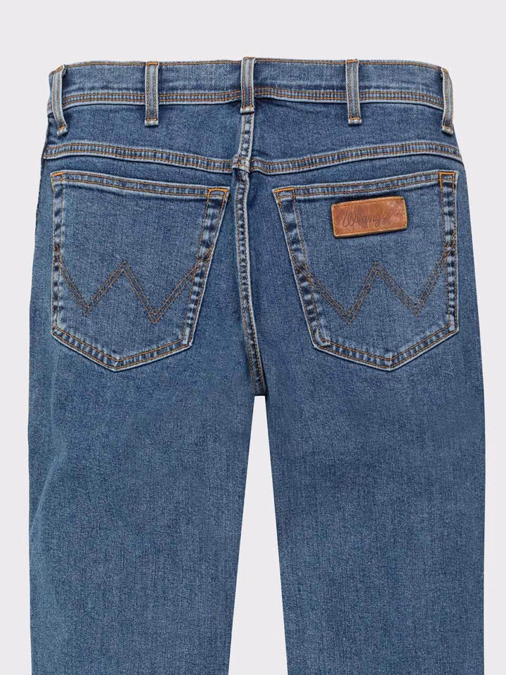 Where can I buy Women's Jeans with unique back pocket designs?