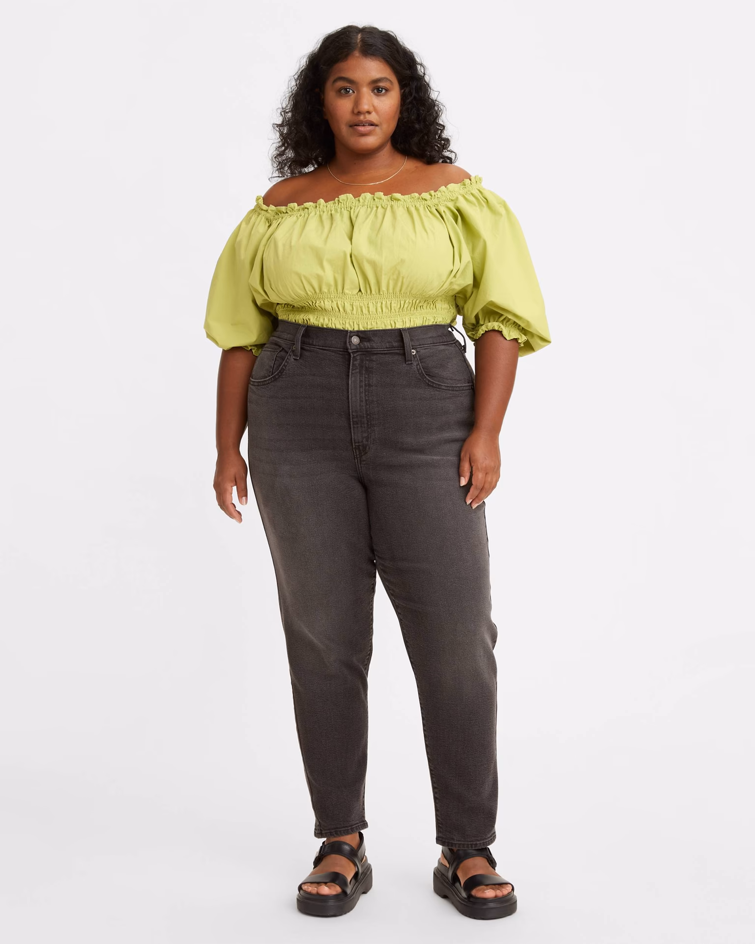 Are Levi's 501 & ribcage jeans a plus size?