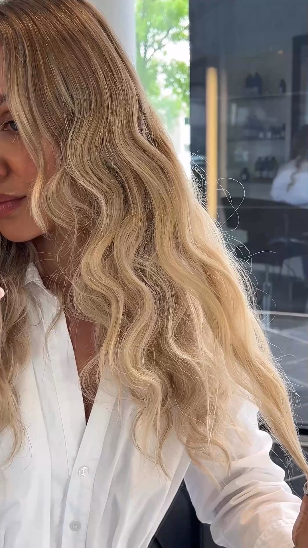 What is ultimate blonde?