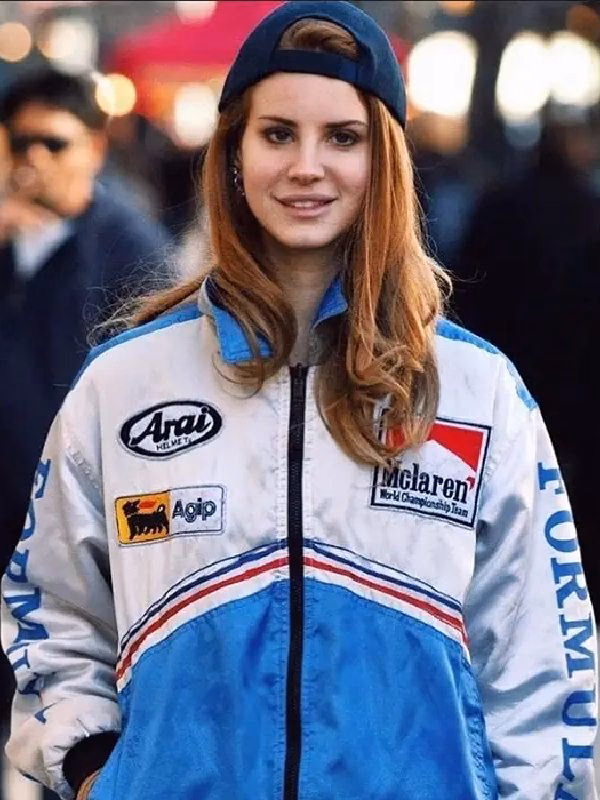Is Lana Del Rey a size 2?