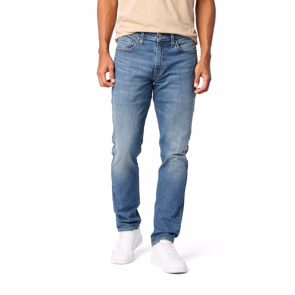What to wear with Levi's skinny jeans?