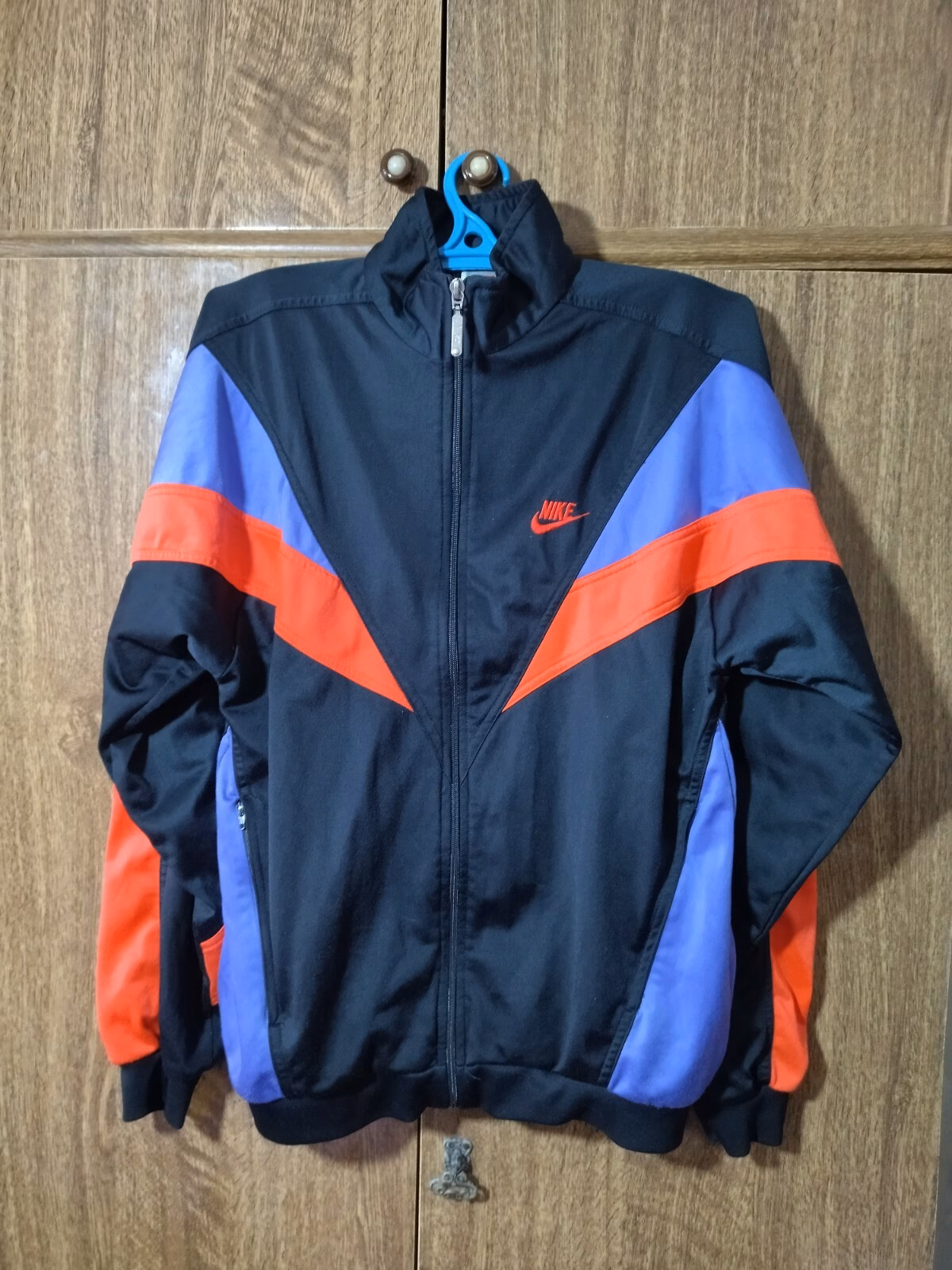 How much does a 1990s Nike jacket cost?