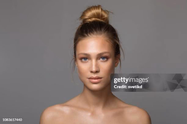 How do I create a blonde girl image?