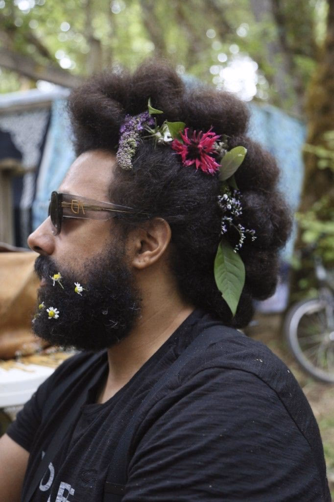 Why did Reggie Watts not make a sci-fi improv series?
