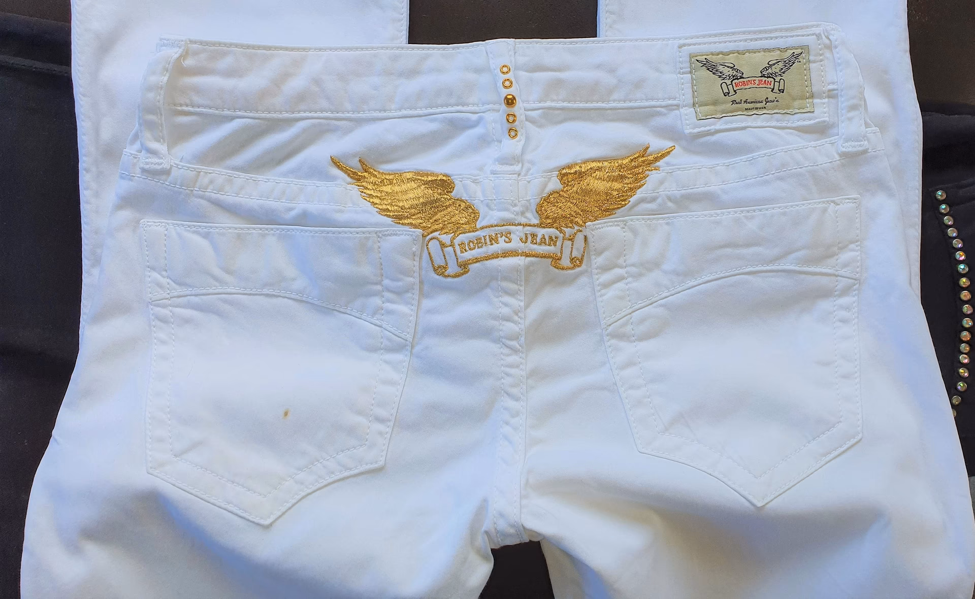 Where can I buy Robin Jeans for women?