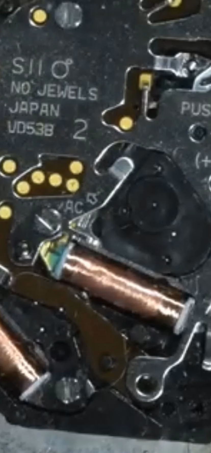 Do I need to short cut a movement if the battery is dead?