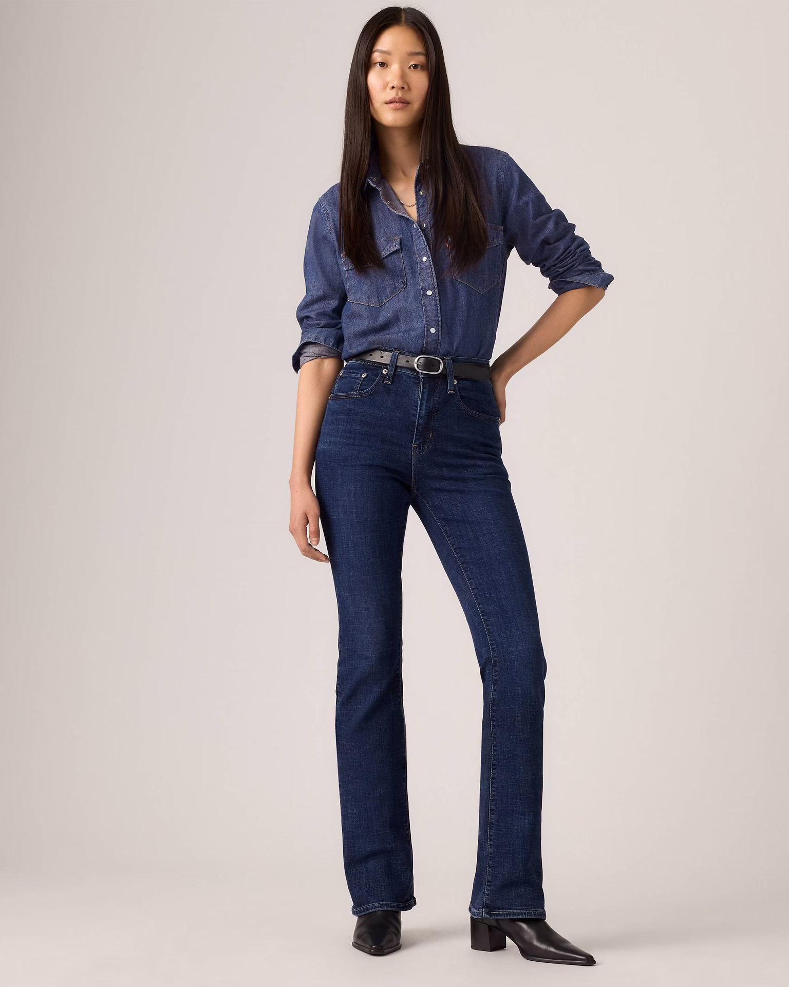 Where can I buy women's slim fit Western jeans?
