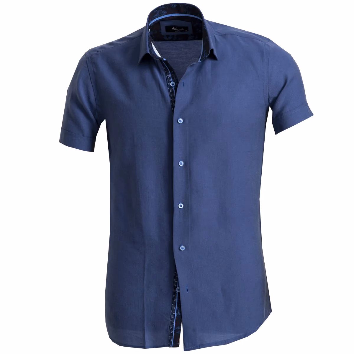 What is a spread collar dress shirt?