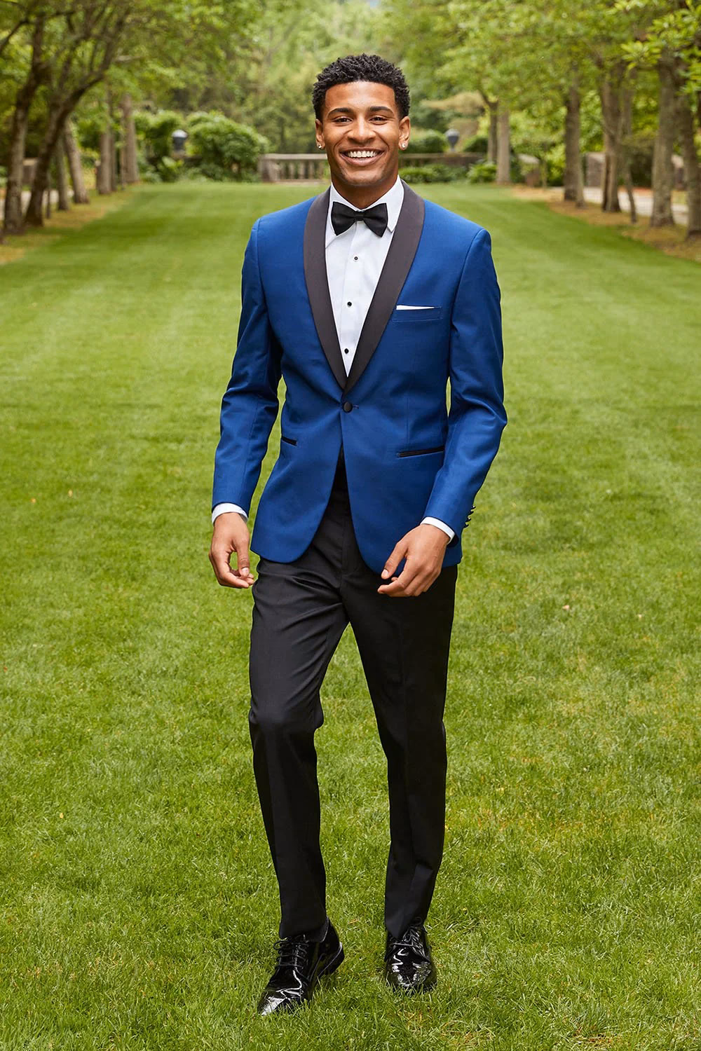 What are the different types of Tuxedo jackets?