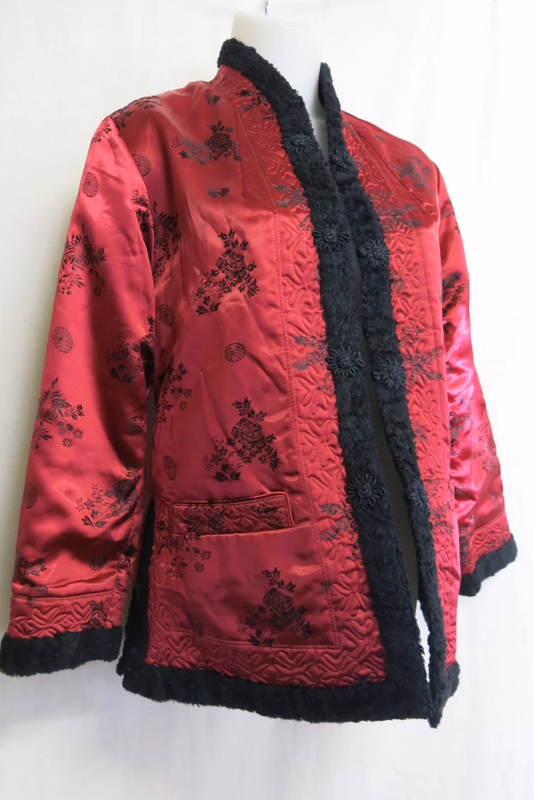 What types of coats are available at Wallis?