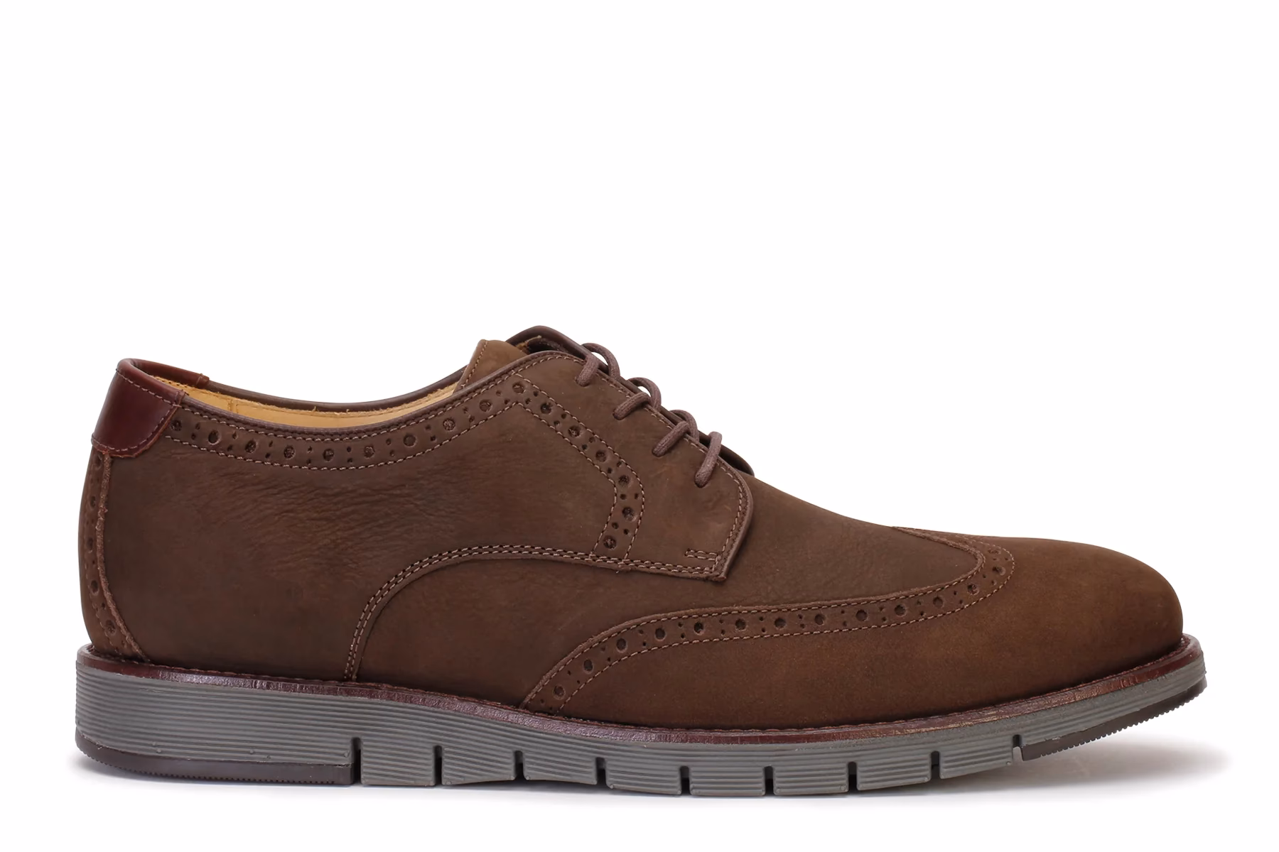 What is a classic wingtip?